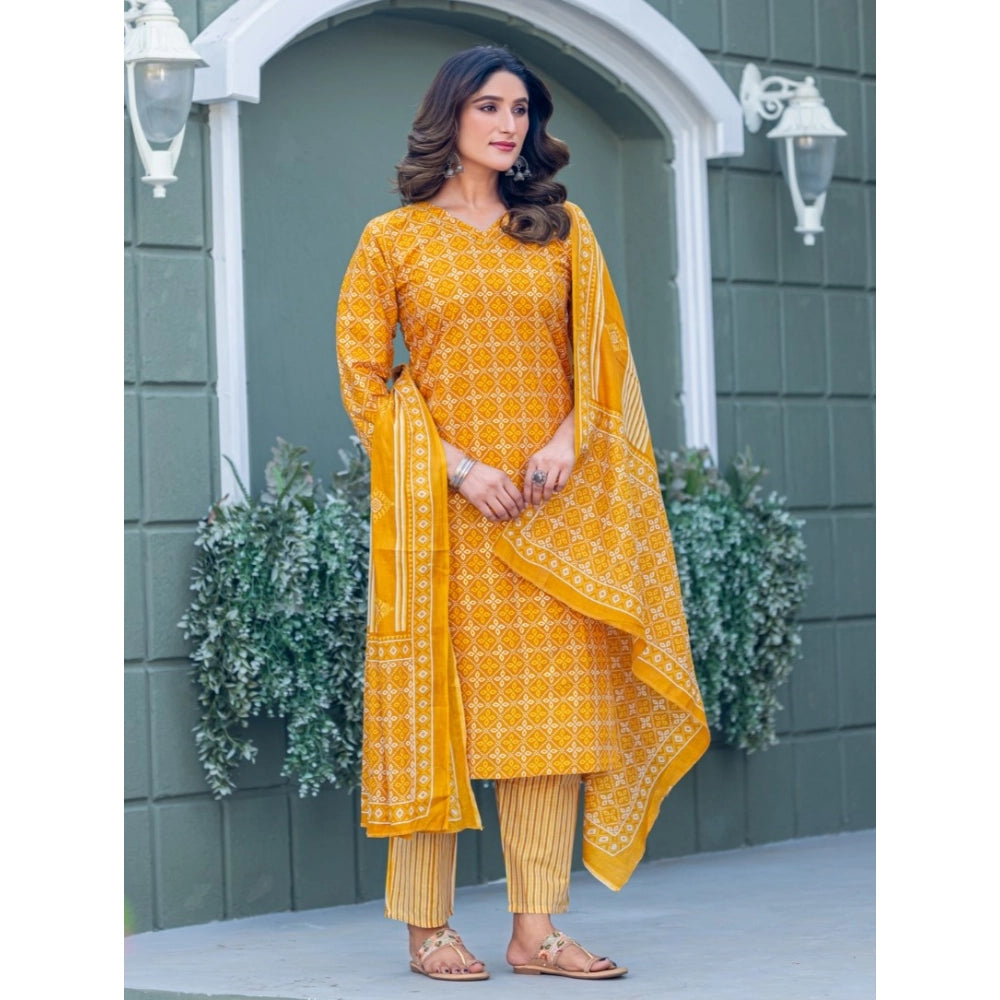 Generic Women's Cotton Blend Printed Kurti With Pant Dupatta Set (Yellow)